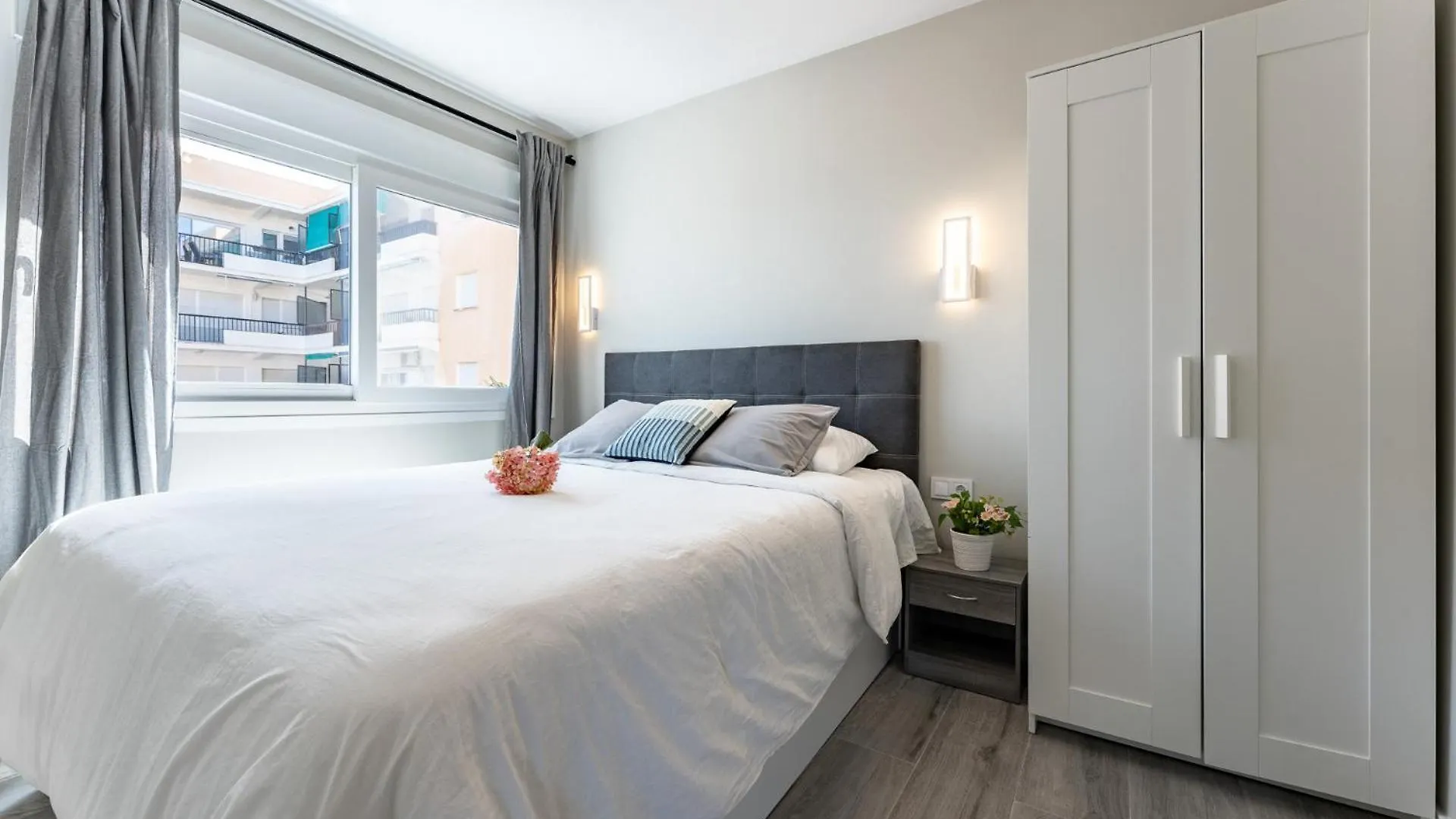 Malagasuite Golden Views Fuengirola 0*,  Ισπανία